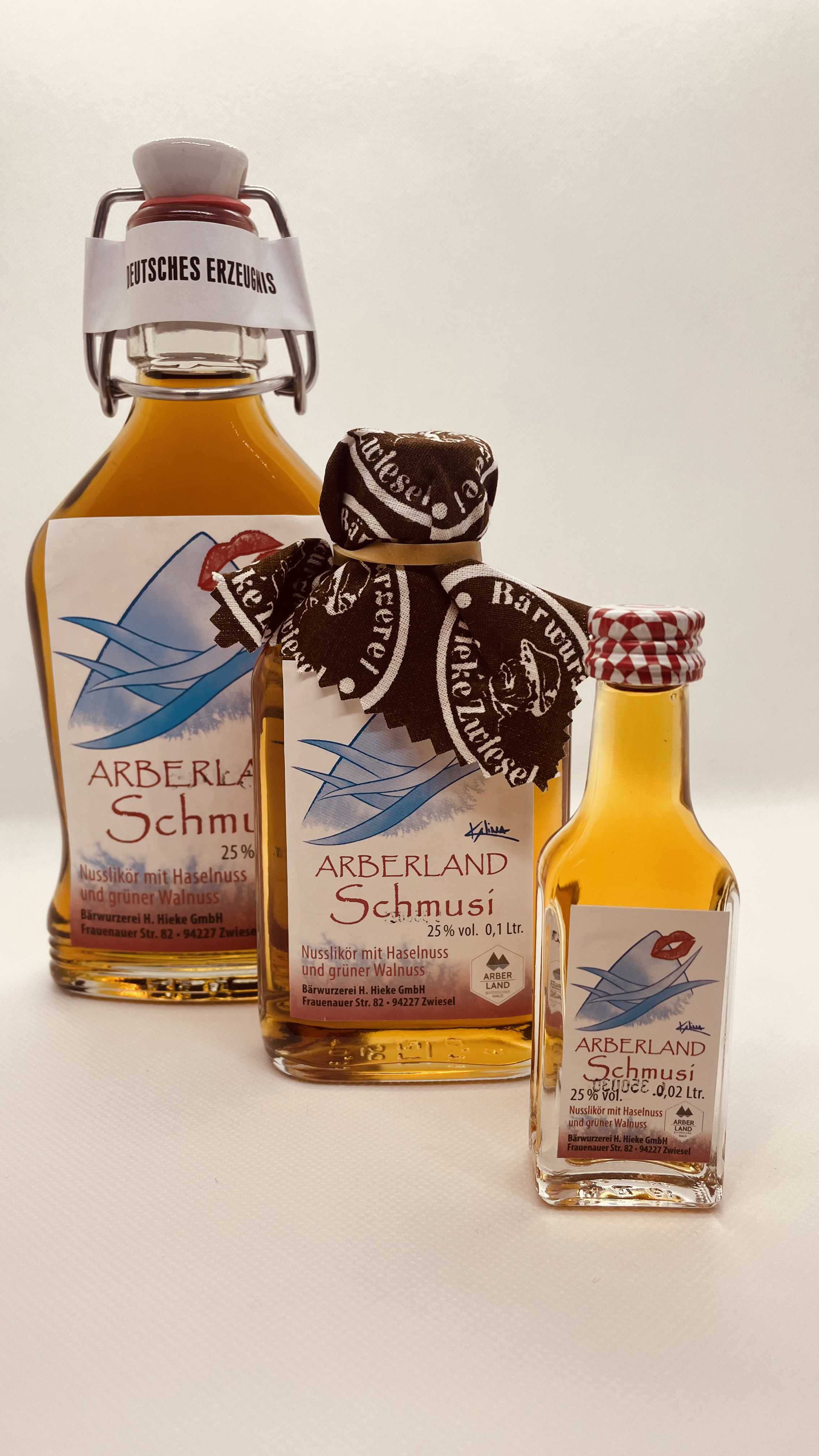 ARBERLAND Schmusi (Nusslikör mit Haselnuss und grüner Walnuss). Foto: ARBERLAND REGio GmbH.